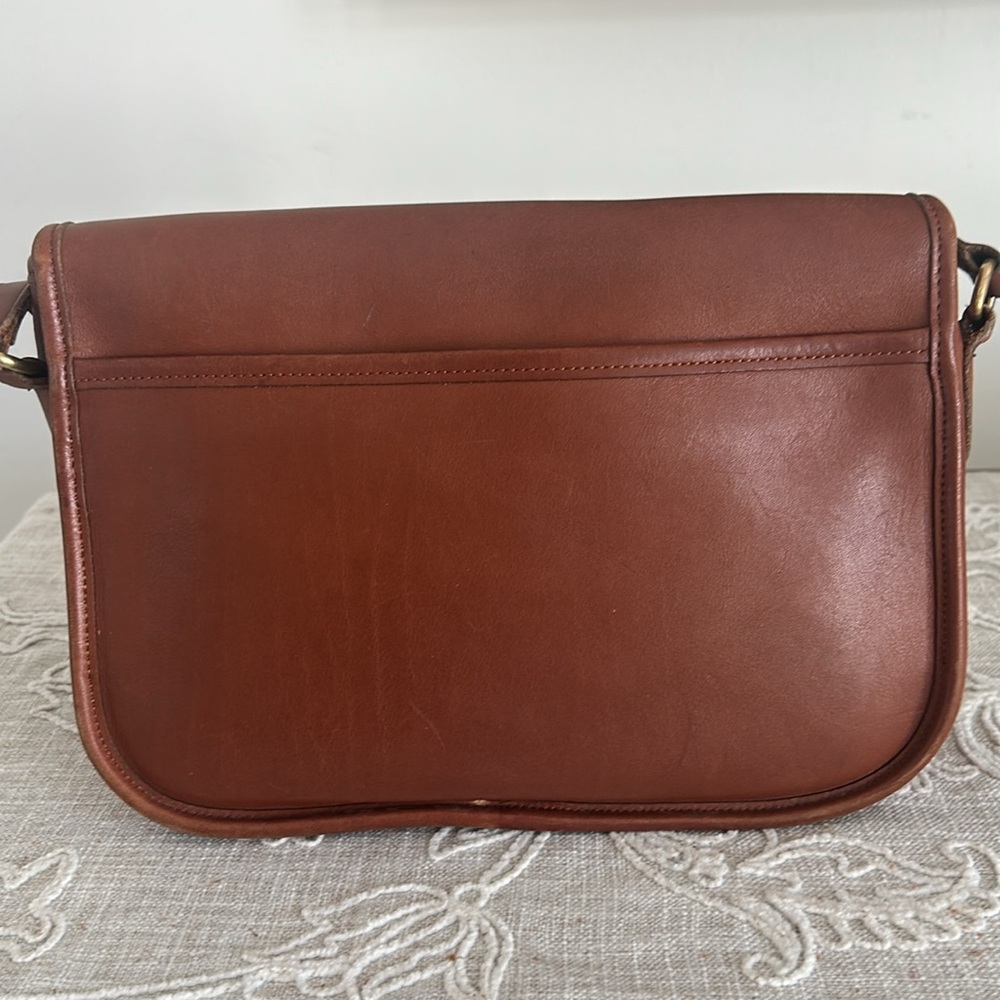 Coach Authentic Vintage British Tan Soft Leather #9790 Crossbody Bag - Picture 4 of 16